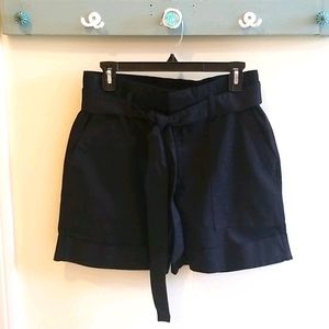 Discovery Short